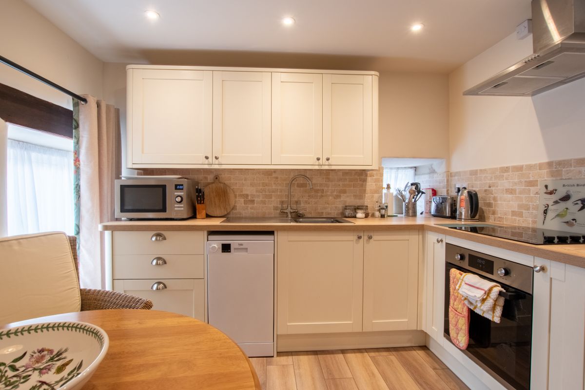 Shippon Cottage, listing photograph 8