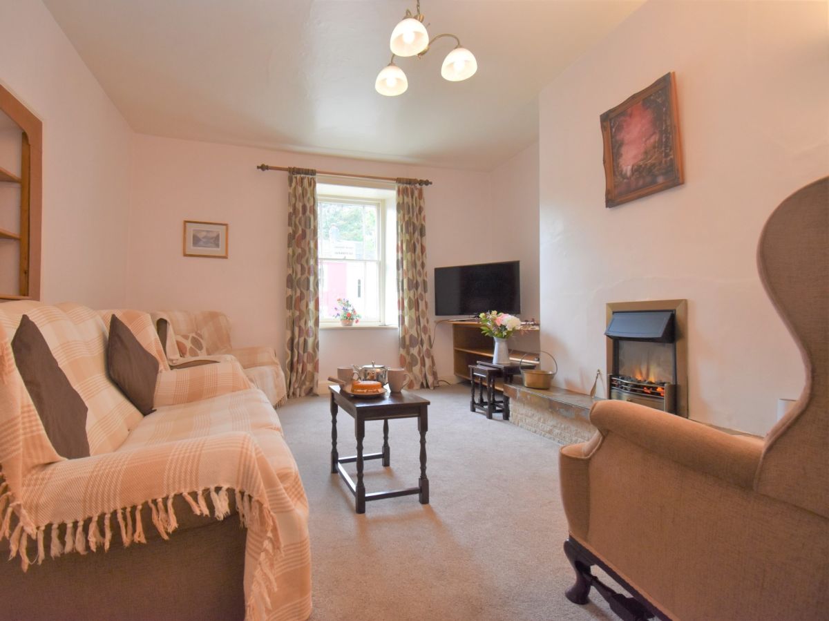 Kirkgate Chestnut Hill, listing photograph 4