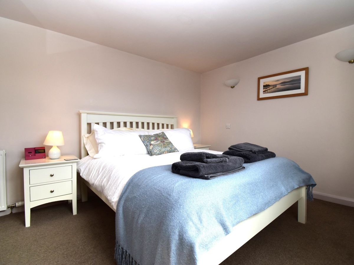 Whiskey Cottage, listing photograph 6