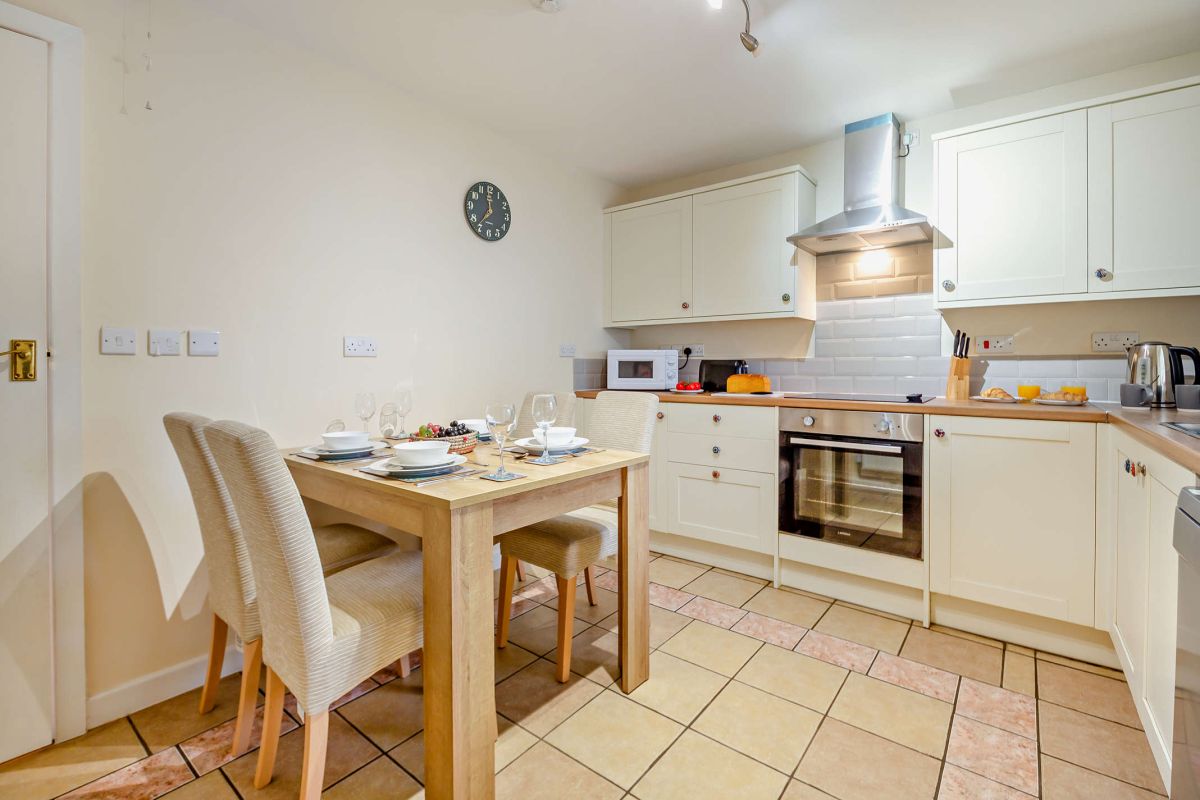 Vardre View - Stable Cottage, listing photograph 4