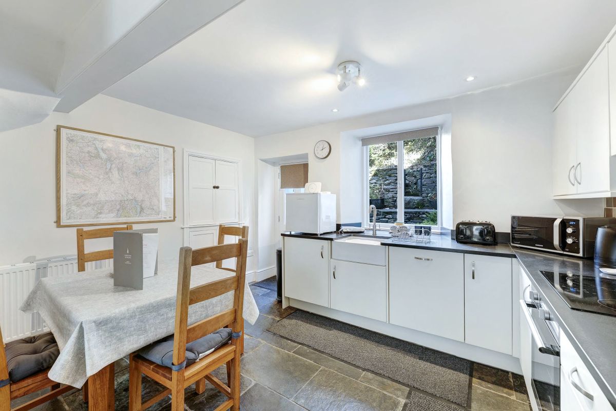 Pavement Cottage, listing photograph 5