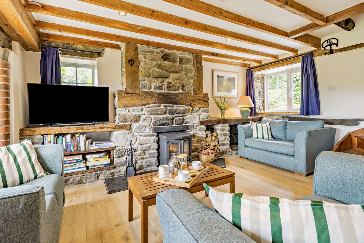 Hen Stabl- Cemaes, listing photograph 4