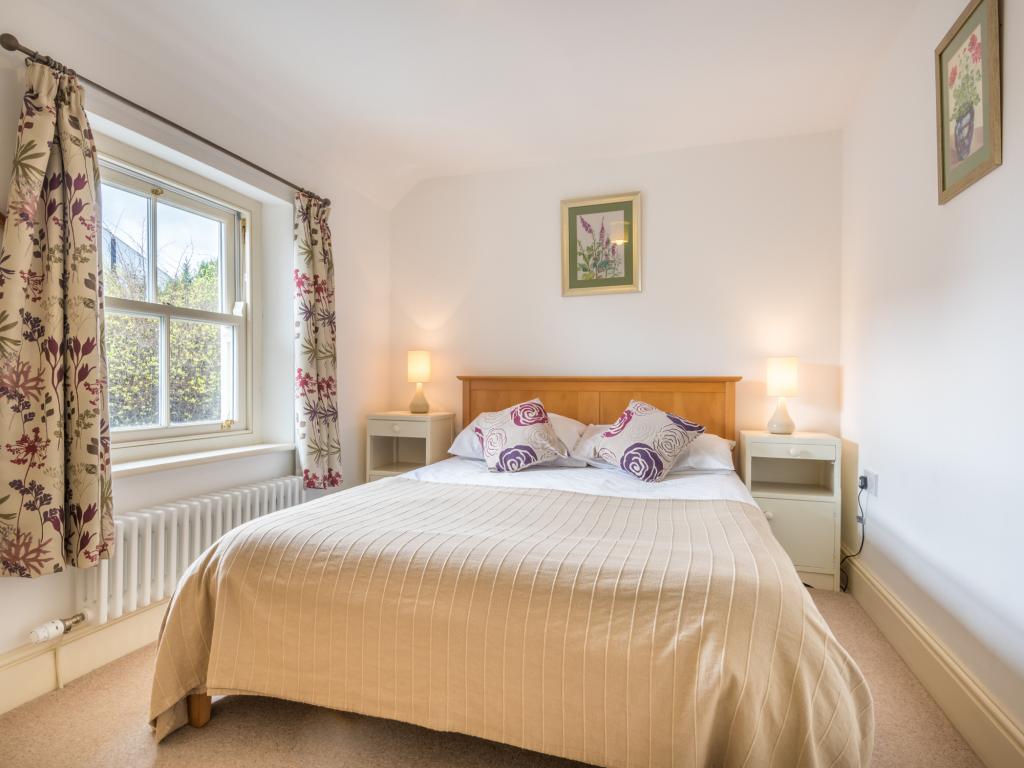 Sykehouse Cottage, listing photograph 4