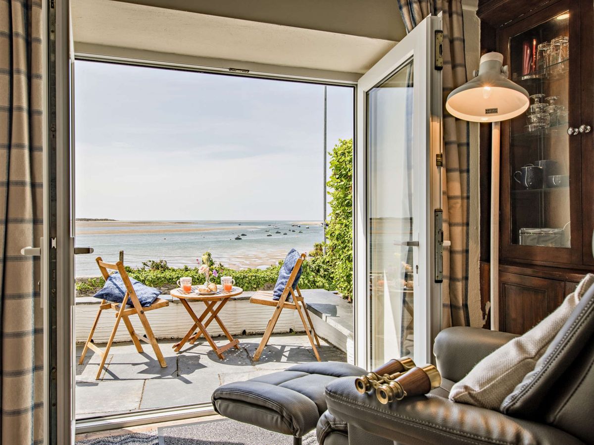 Harbour View Cottage - Aberdovey, listing photograph 4