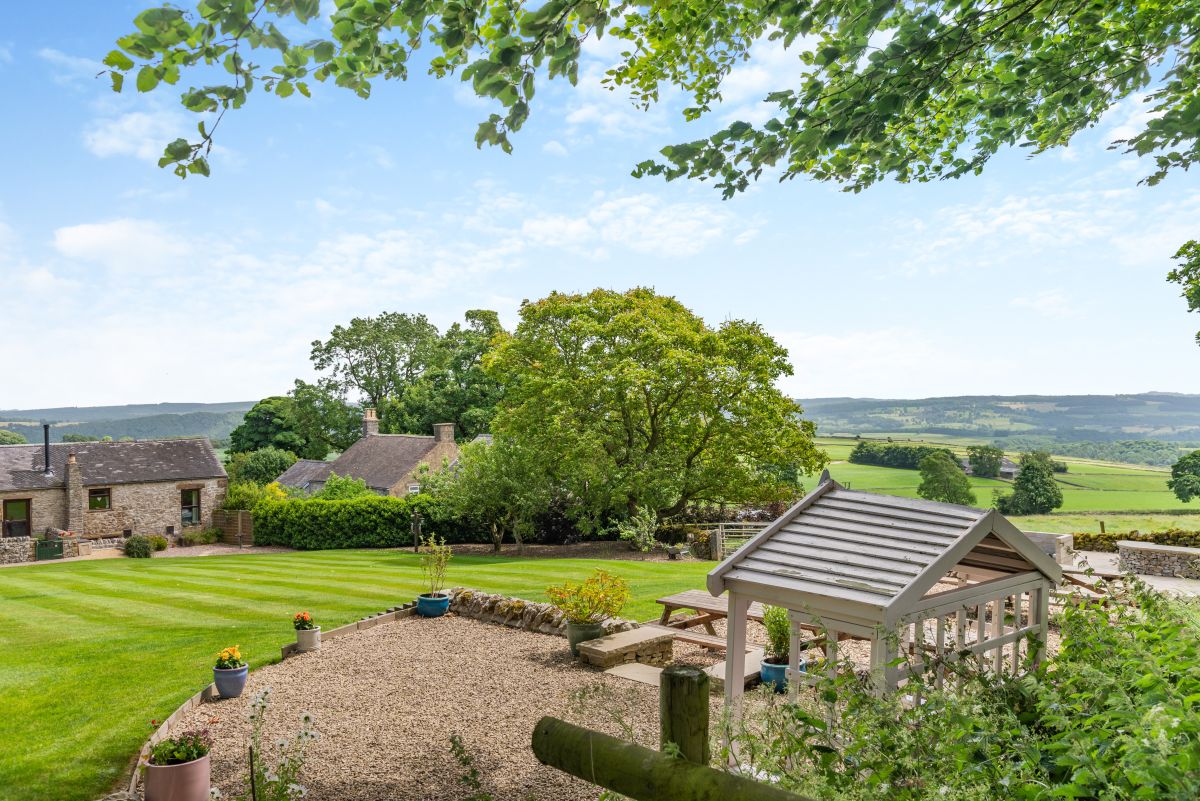 Valley Cottage, listing photograph 9