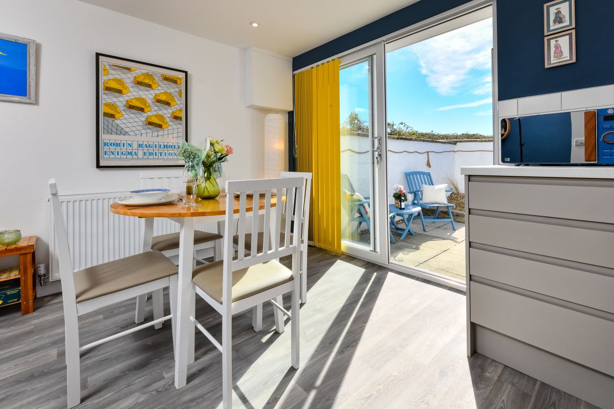 7 Marina Cottages, listing photograph 2