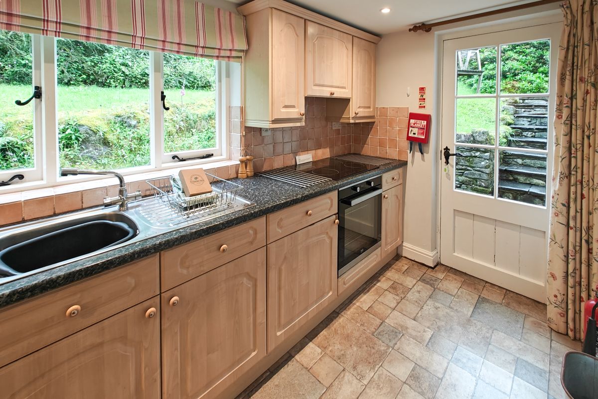Hall Bank Cottage, listing photograph 8