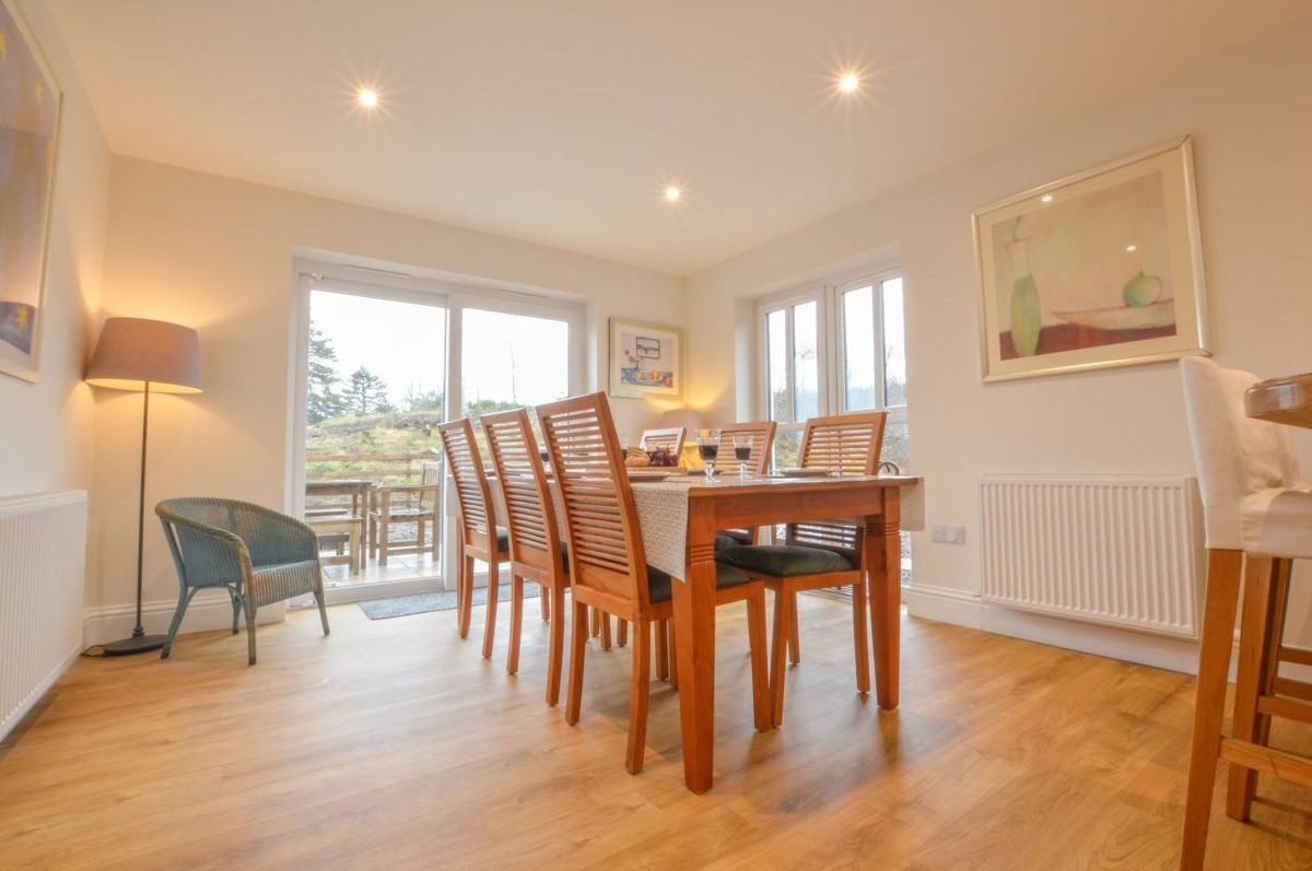 Black Mount House, listing photograph 9
