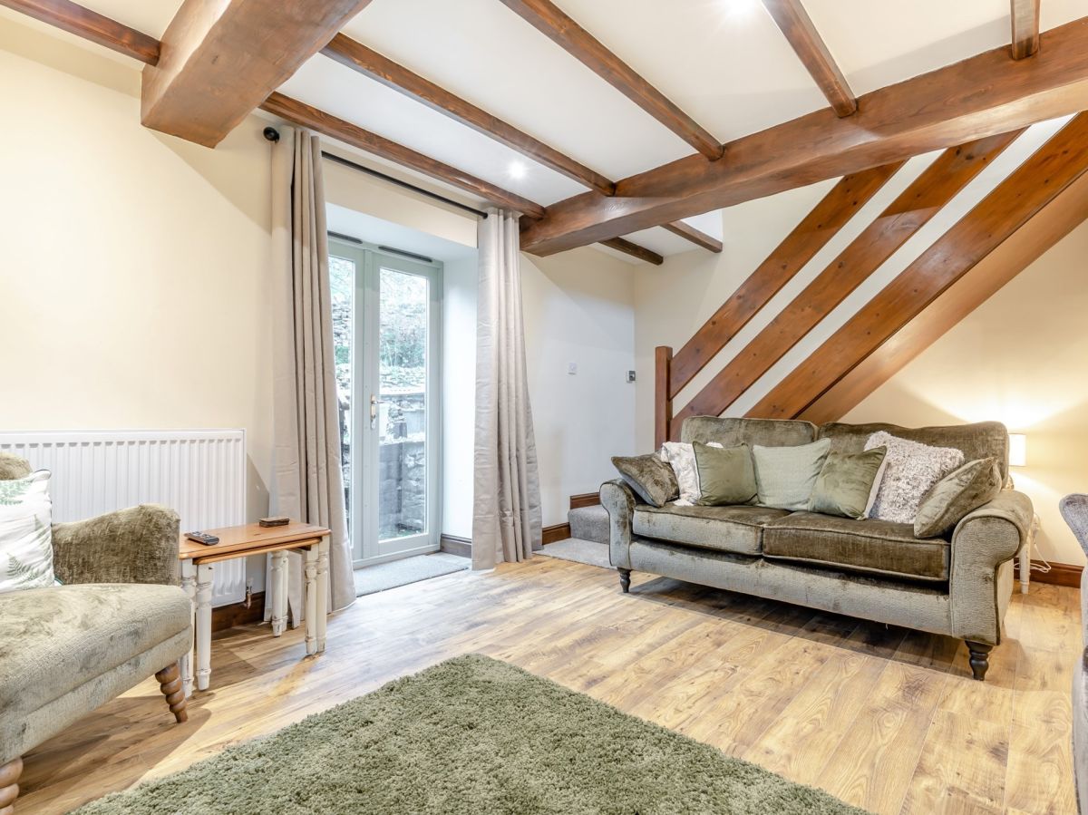 Twitter Barn Cottage, listing photograph 8