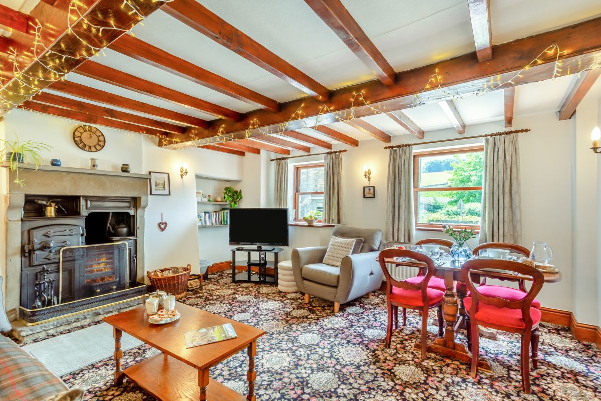 Flags Cottage, listing photograph 2