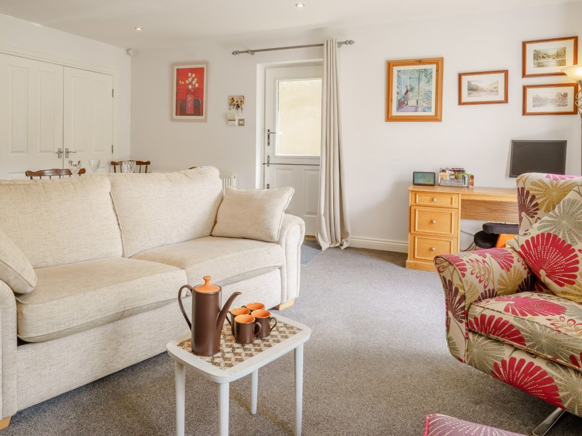 Rutland Mews, listing photograph 5