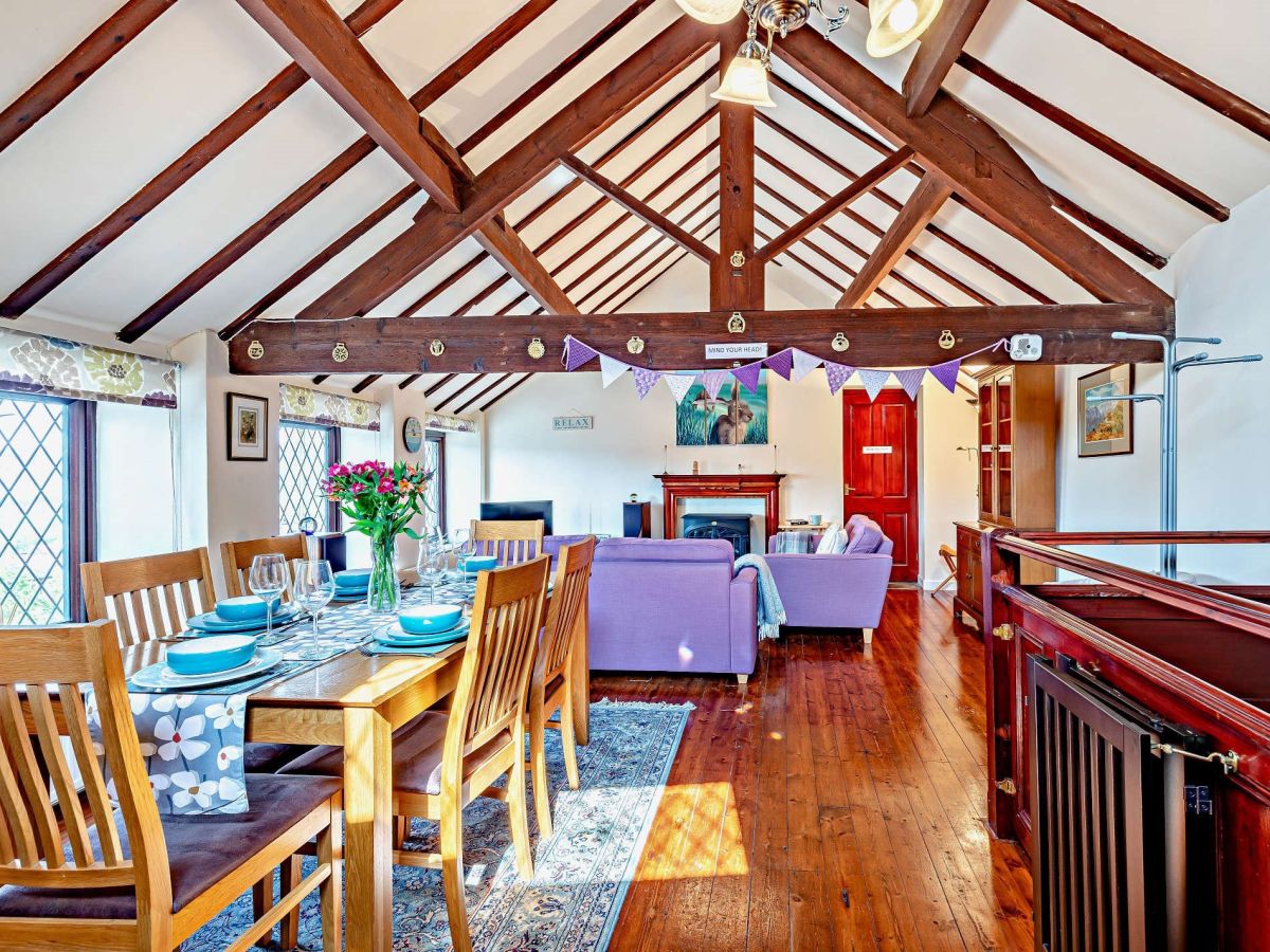 Judy Cottage, listing photograph 12