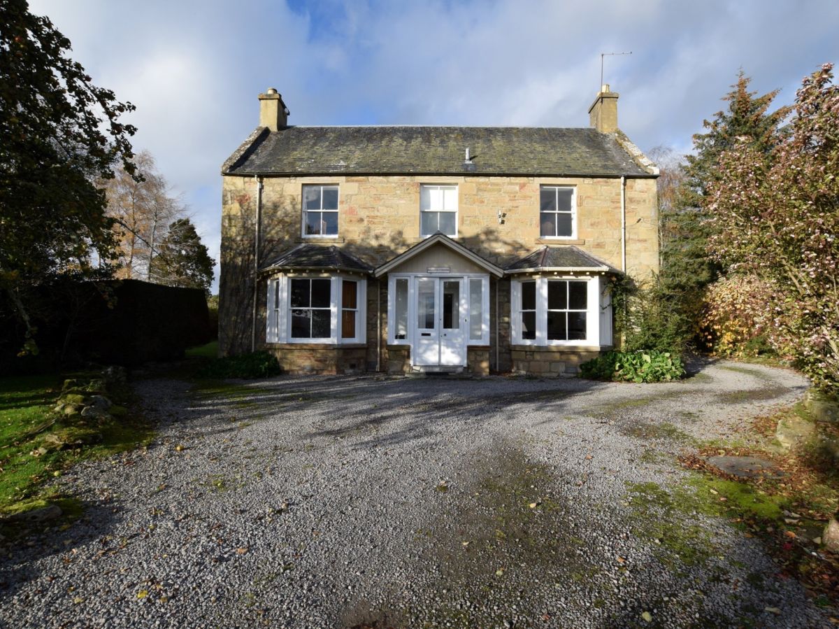 Balnain Farmhouse, listing photograph 3