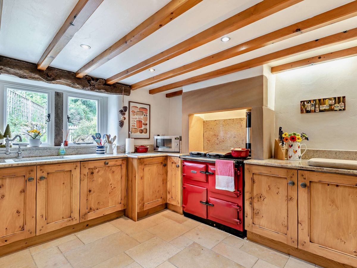 Calendar Cottage, listing photograph 2