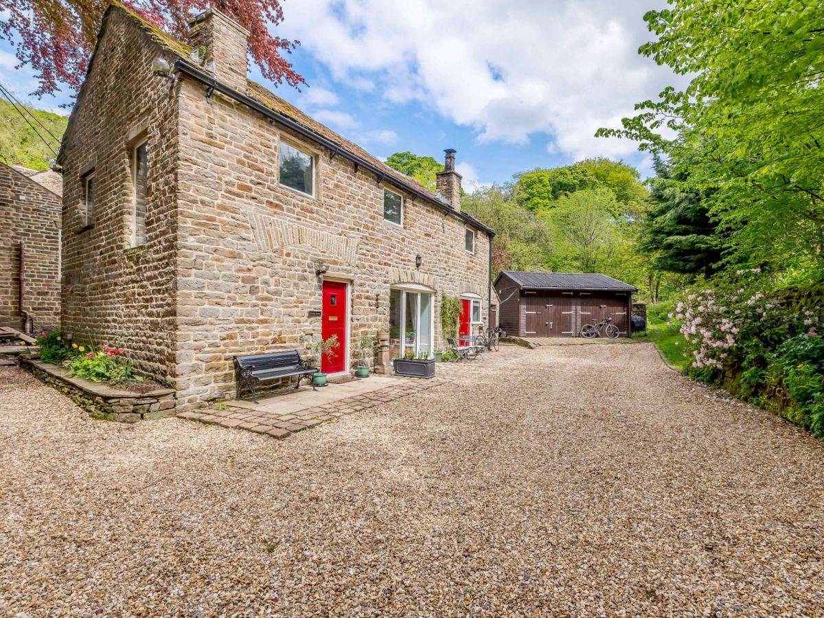 The Coach House At Blackbrook House, listing photograph 2
