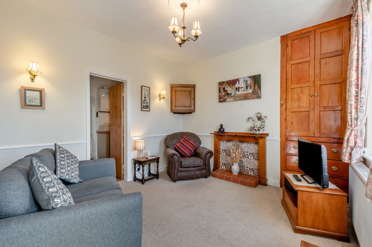 Waterfall Cottage, listing photograph 9