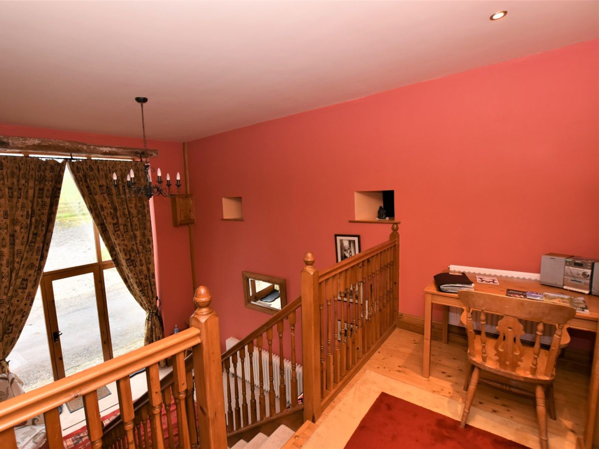 Our Spring Cottage, listing photograph 9