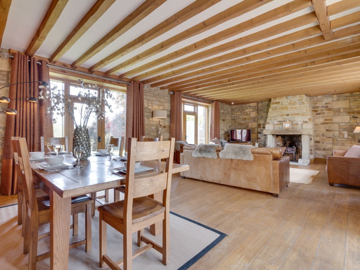 The Ranch, listing photograph 11