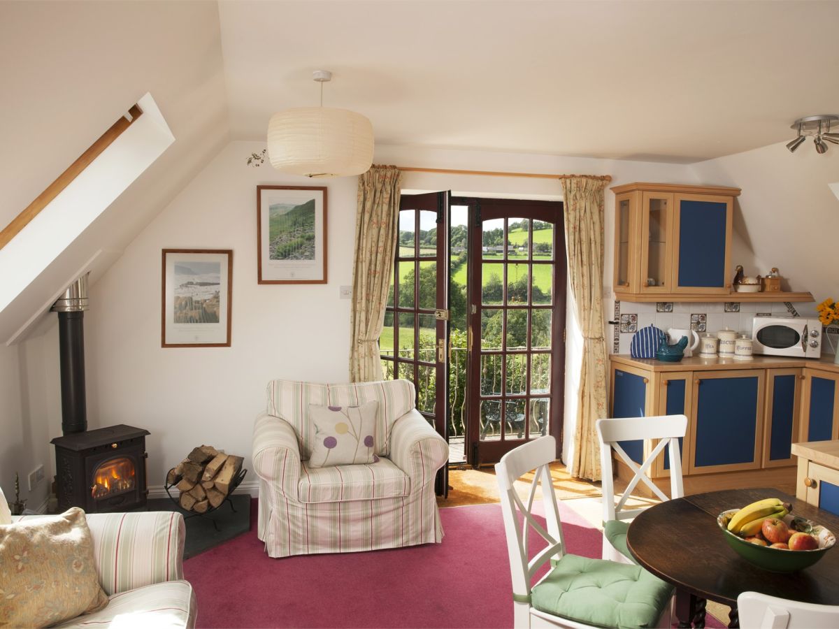 Cae Crwn Hayloft, listing photograph 4