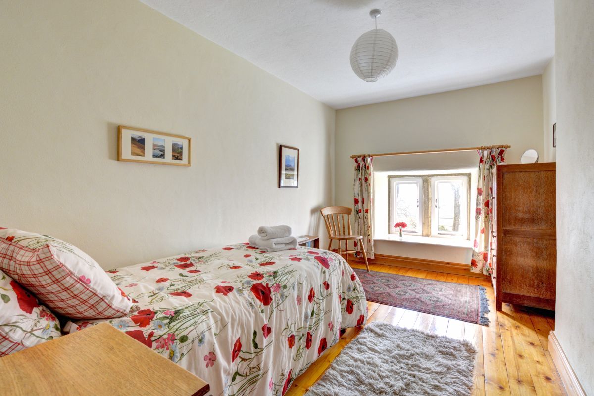 Scar End Cottage, listing photograph 9