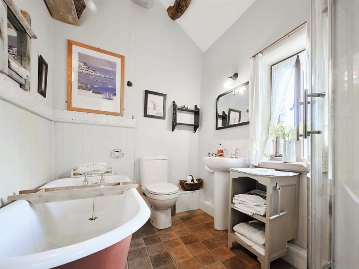 Barn Cottage, listing photograph 9