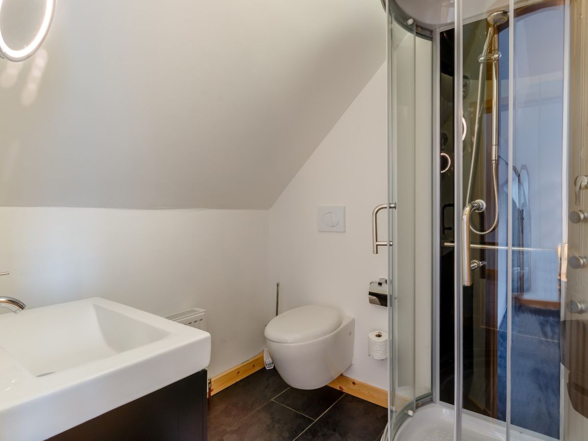 Lochranza Lodge Steading, listing photograph 8