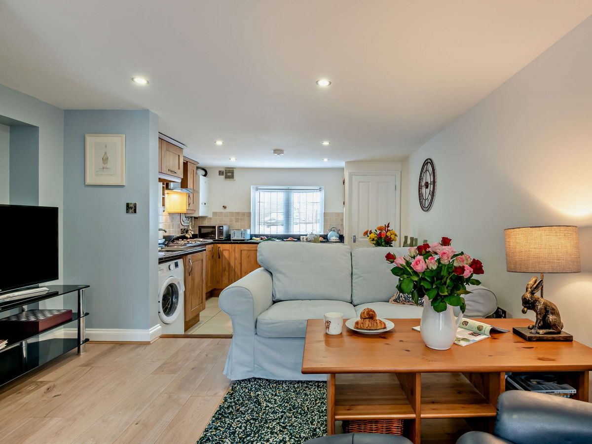 The Snug, listing photograph 3