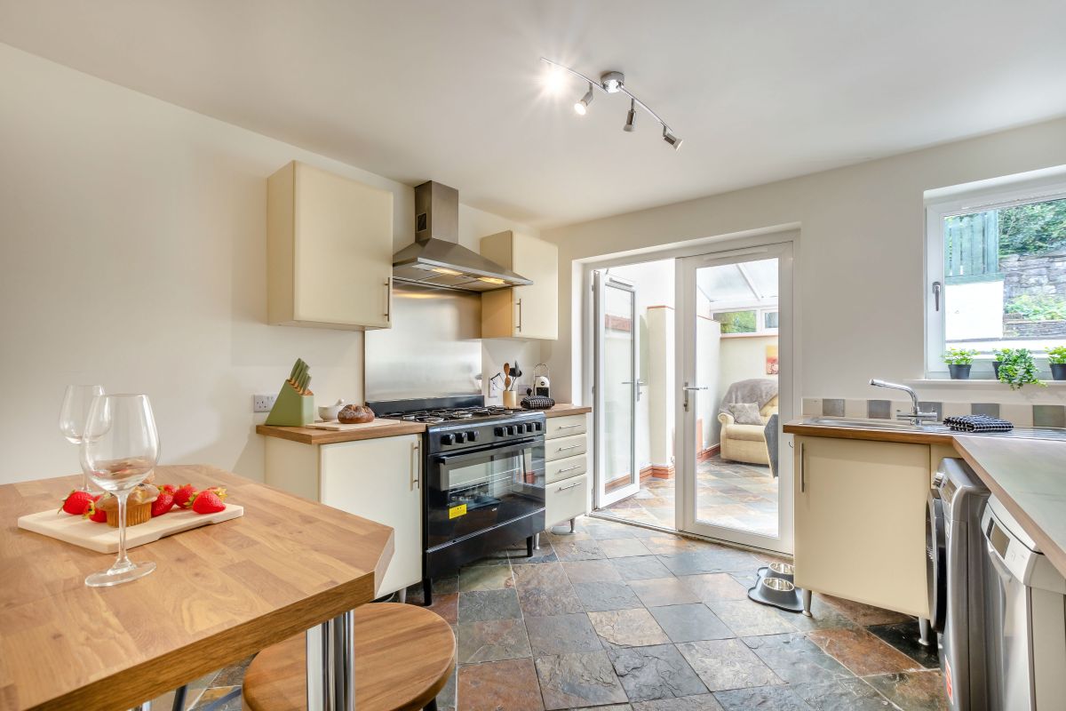 Bluebell Cottage, listing photograph 7