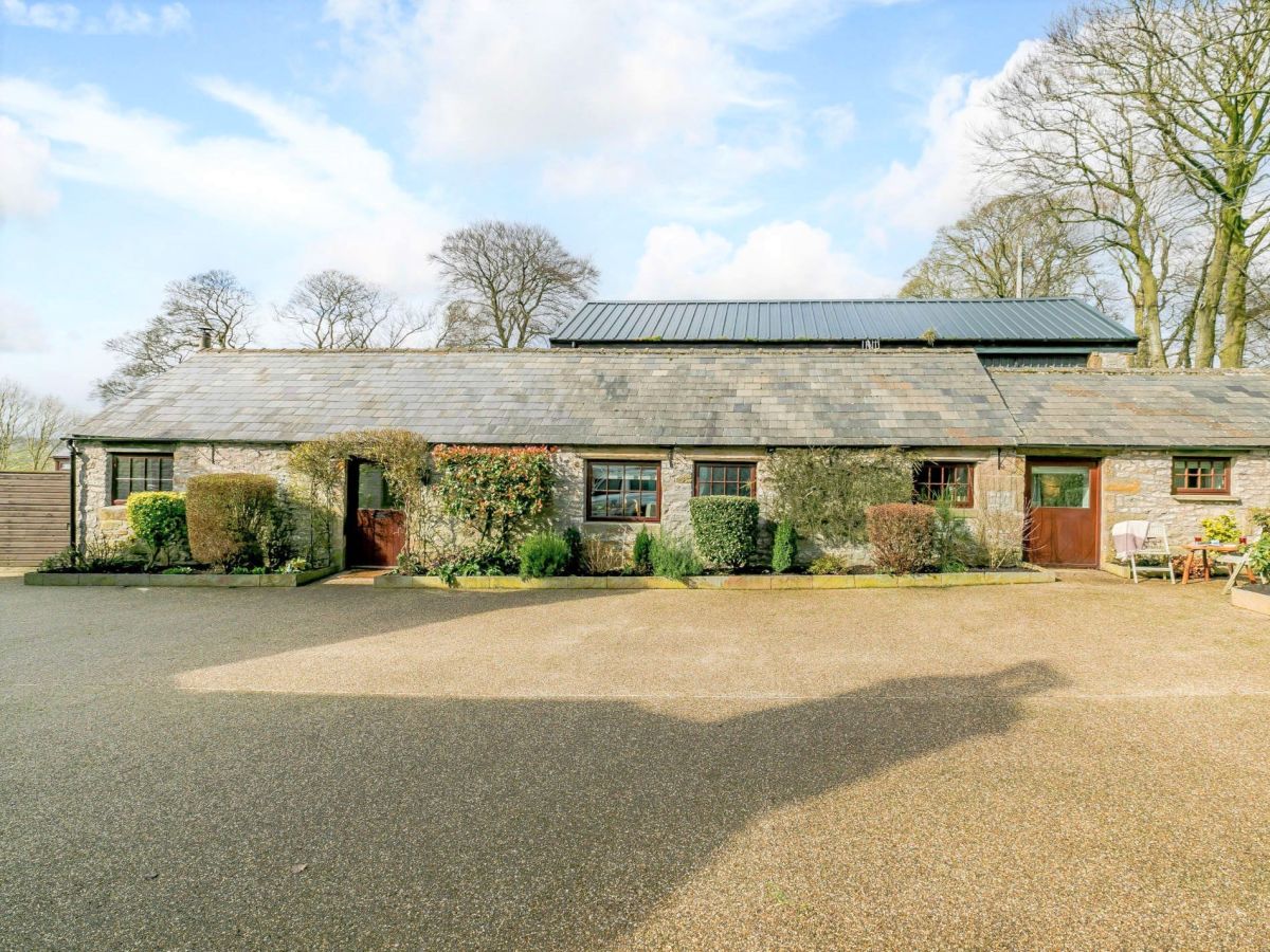 Barn Cottage - Lathkil Dale