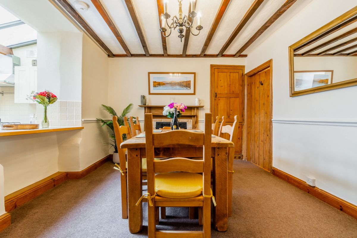 Honeycomb Cottage, listing photograph 11