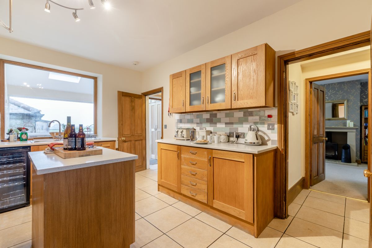 Limestone Cottage, listing photograph 6