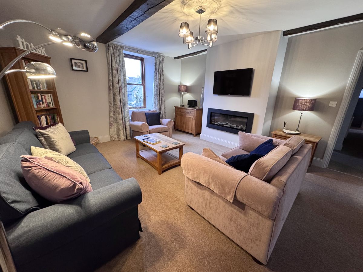 Bridge House Apartment 2