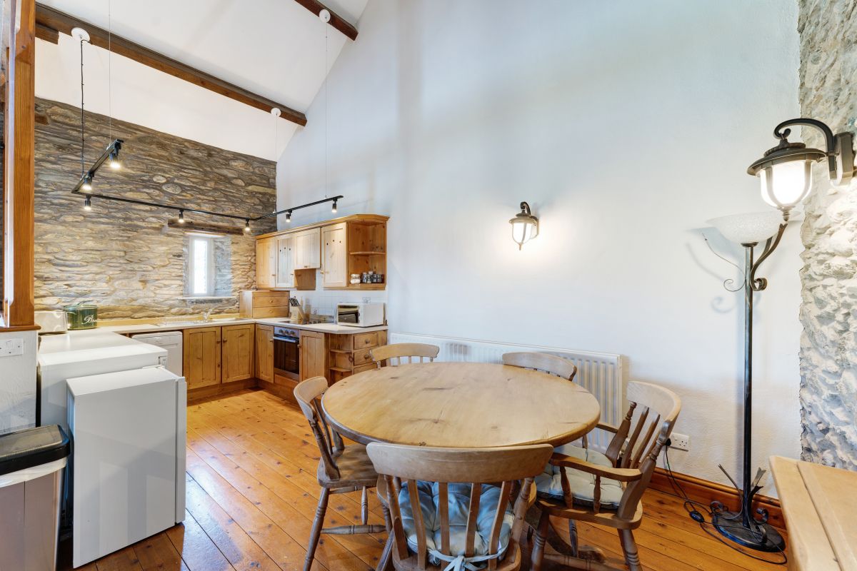 High Grove Cottage, listing photograph 11