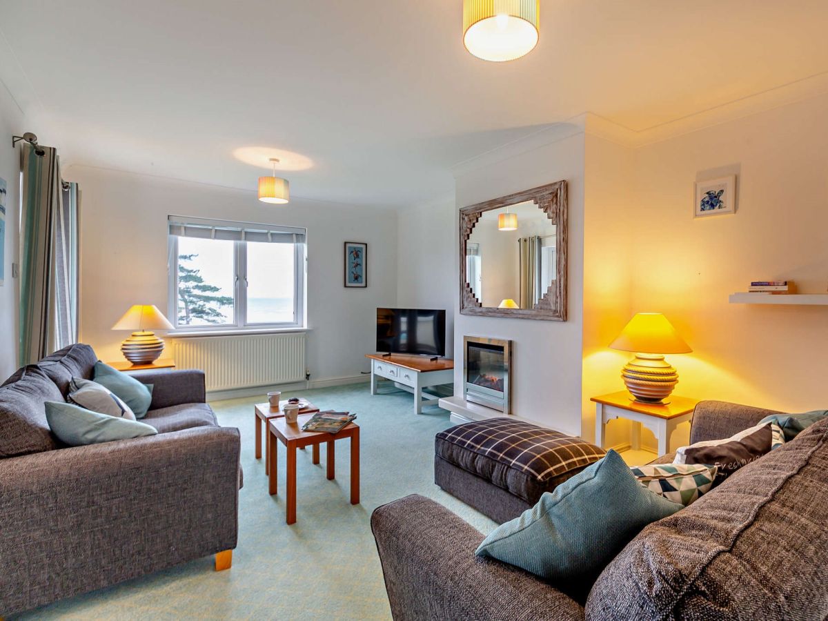 Seaside View, listing photograph 4