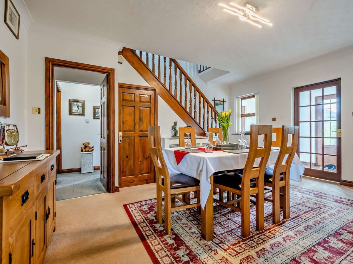 Hillcrest House, listing photograph 7