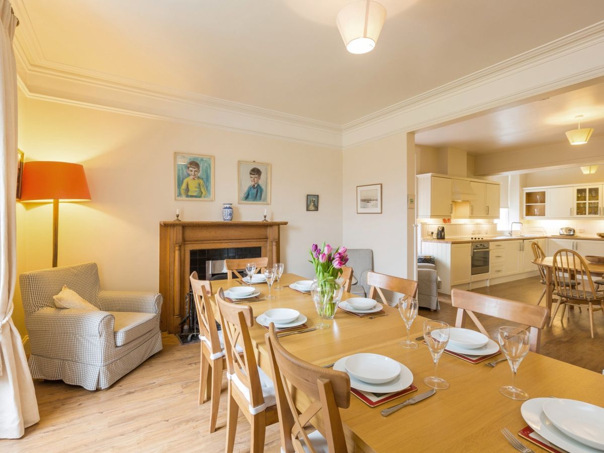 Lower Oakfield, listing photograph 4