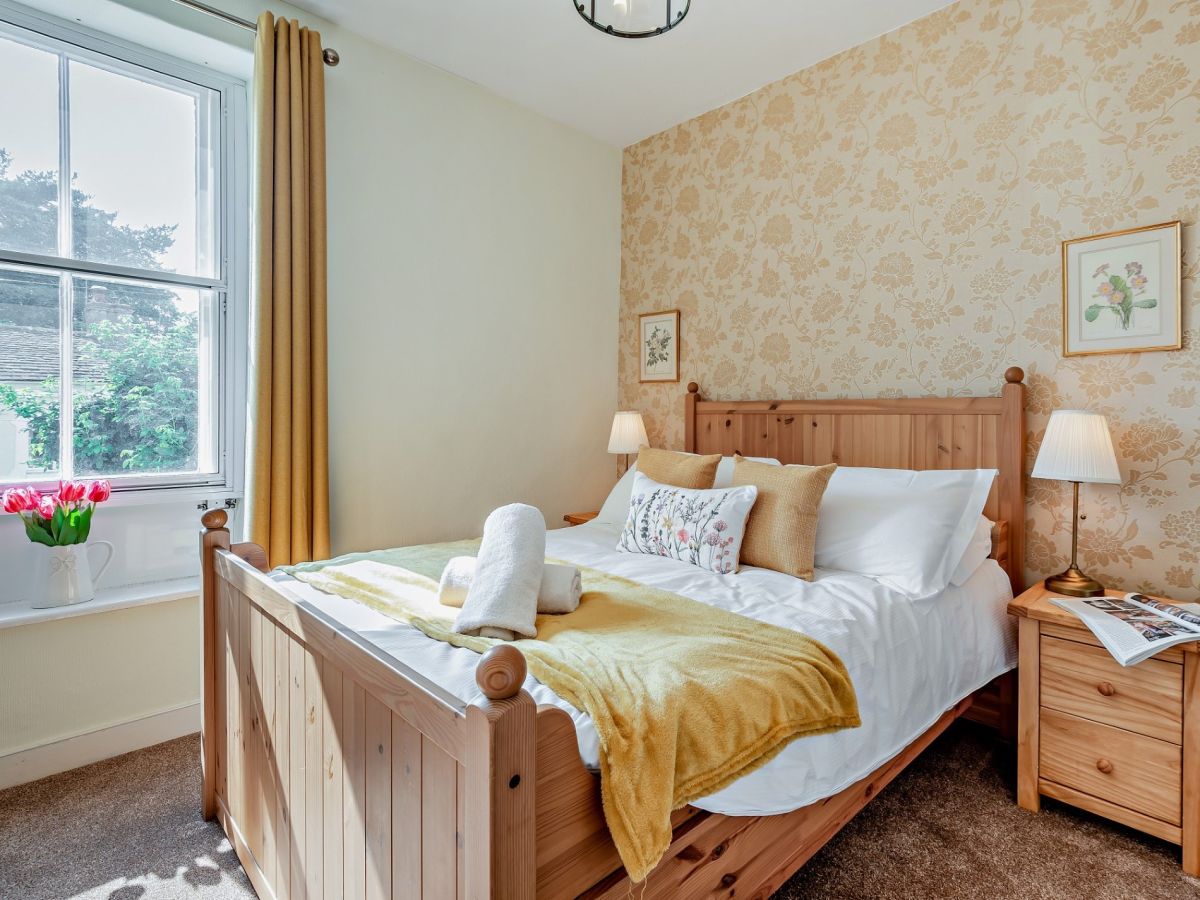 Chestnut Hill Cottage, listing photograph 9