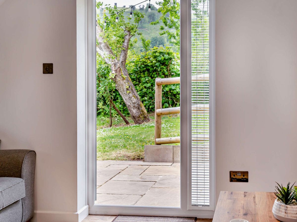 Folly View, listing photograph 8