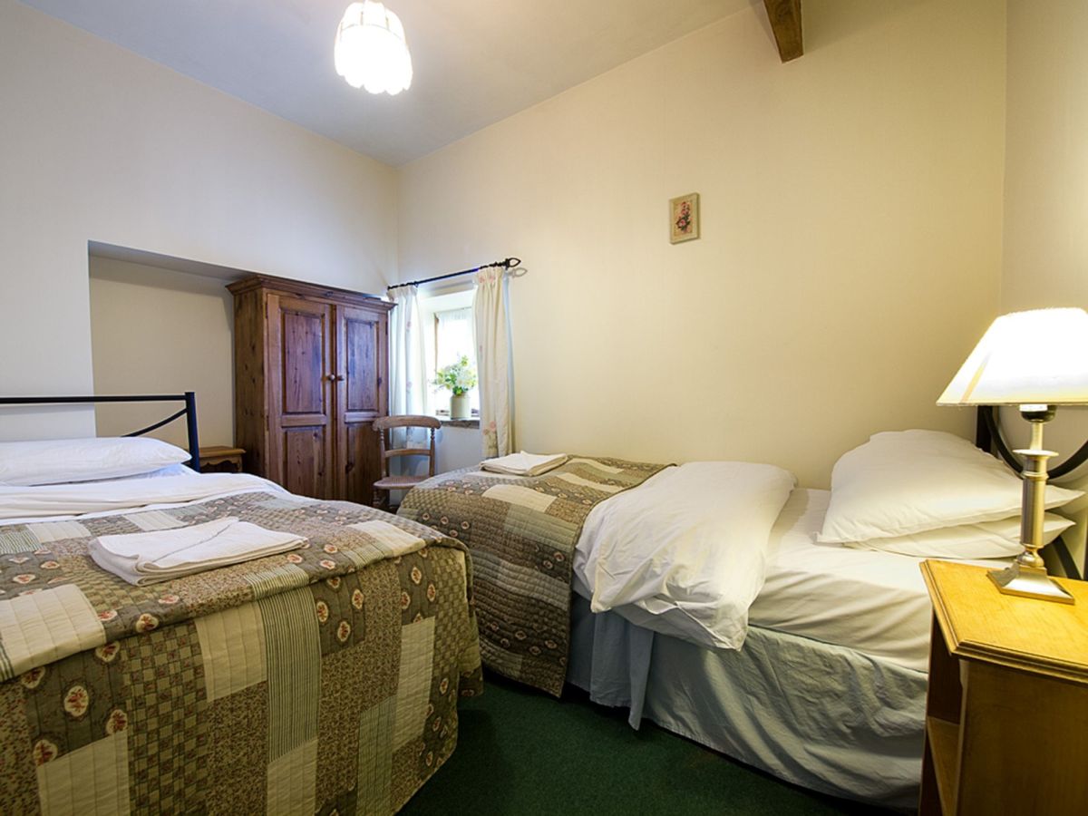 Deepdale Cottage, listing photograph 11