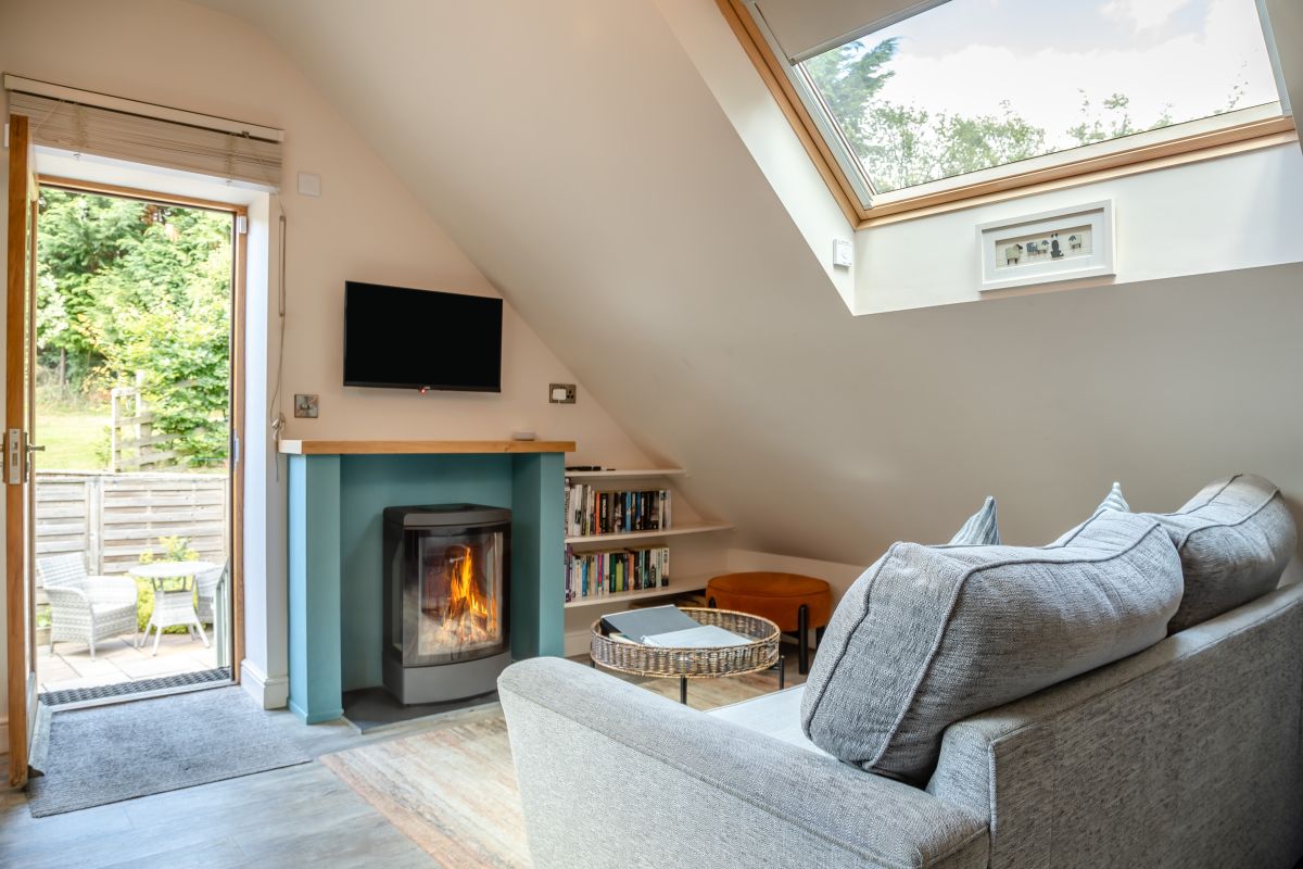 Treacle Bridge Cottage, listing photograph 4