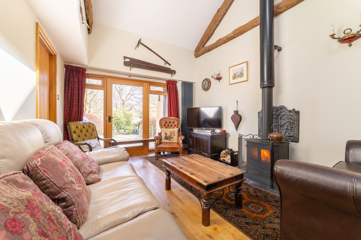 Old Farmhouse, listing photograph 2