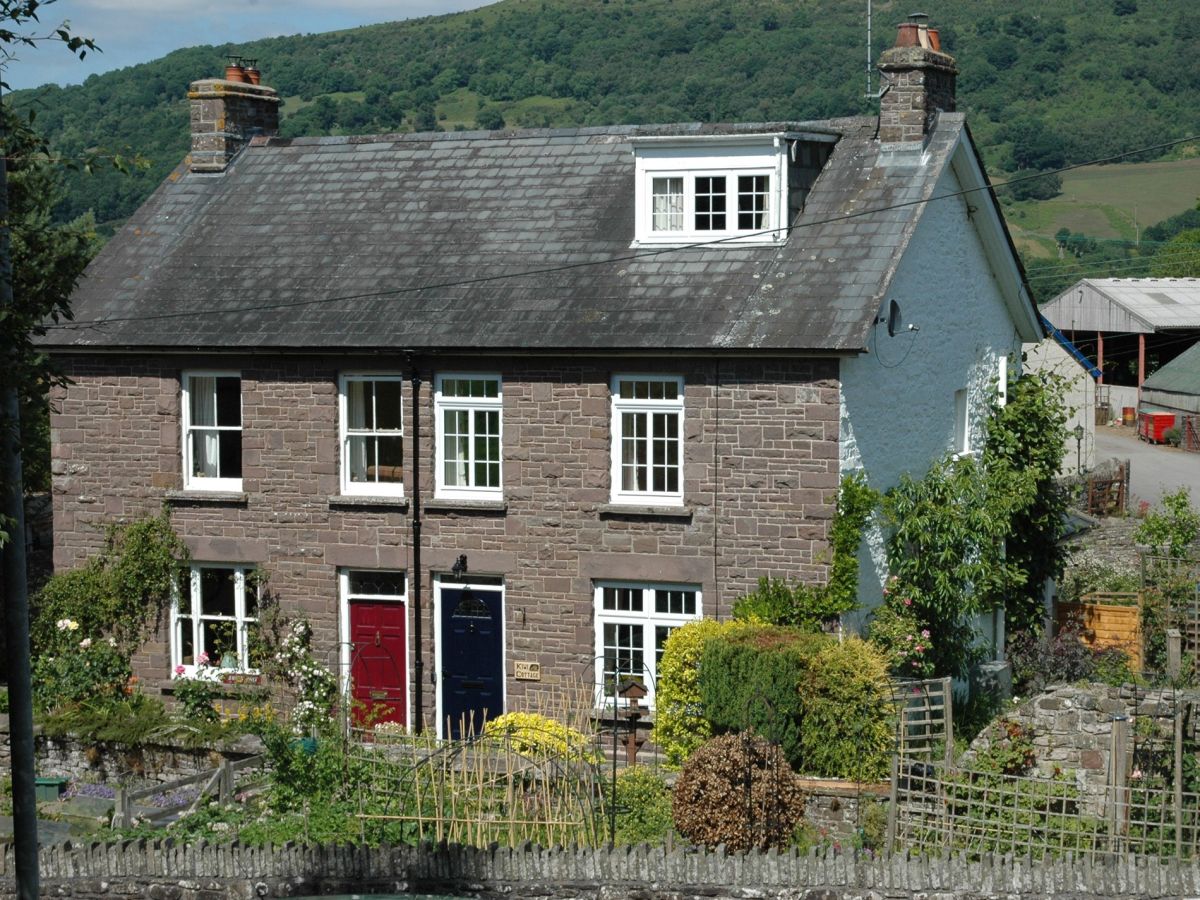 Canal View Cottage