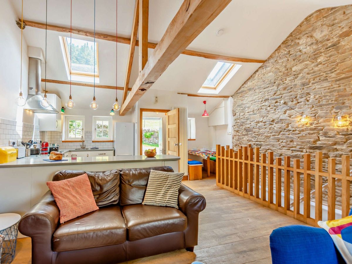 Darling How Cottage, listing photograph 6