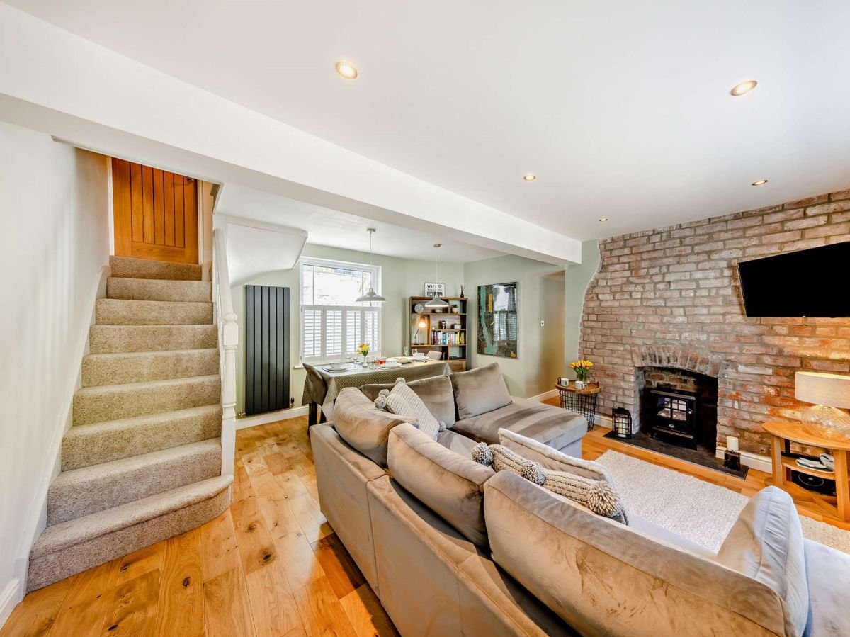 Aberdovey Great Escape, listing photograph 3