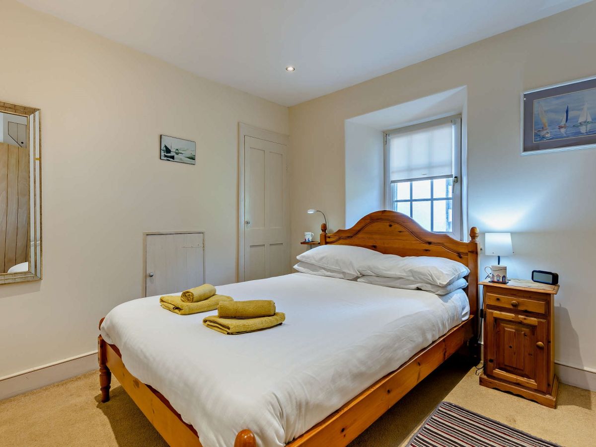 Miners Cottage - Aberdovey, listing photograph 10