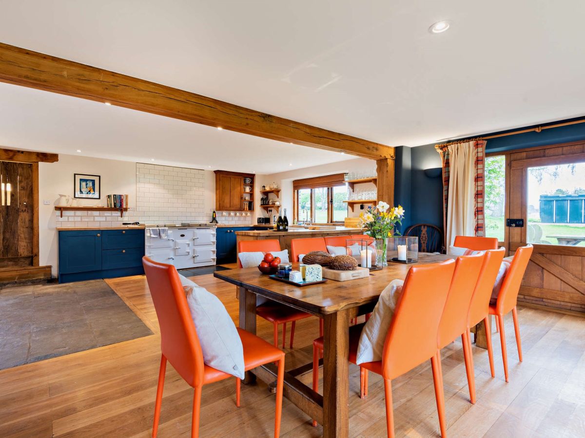 The Lake House, listing photograph 11