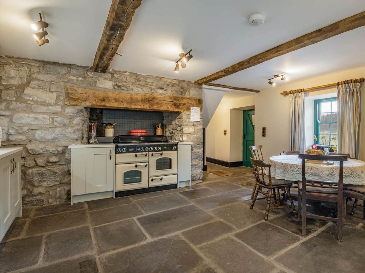 The Old Family Home, listing photograph 3