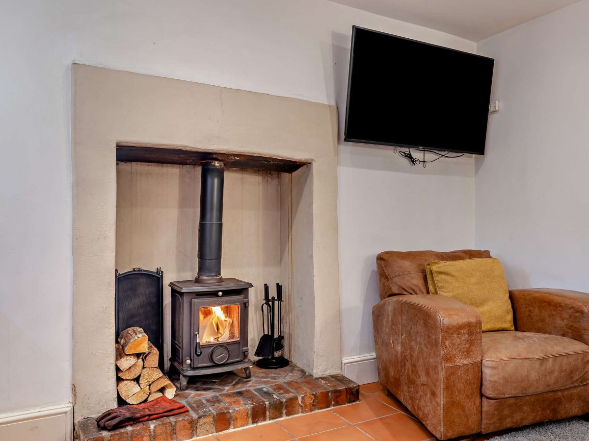 Stowe Cottage, listing photograph 4