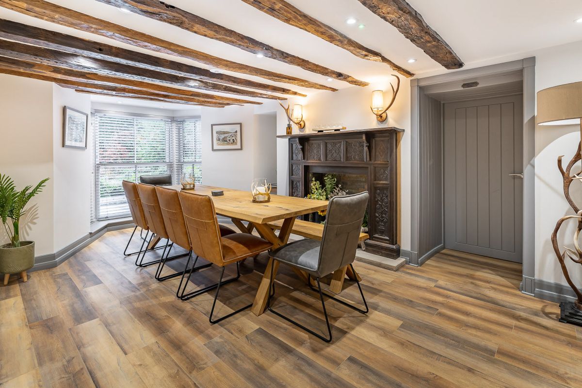 Low House, listing photograph 7