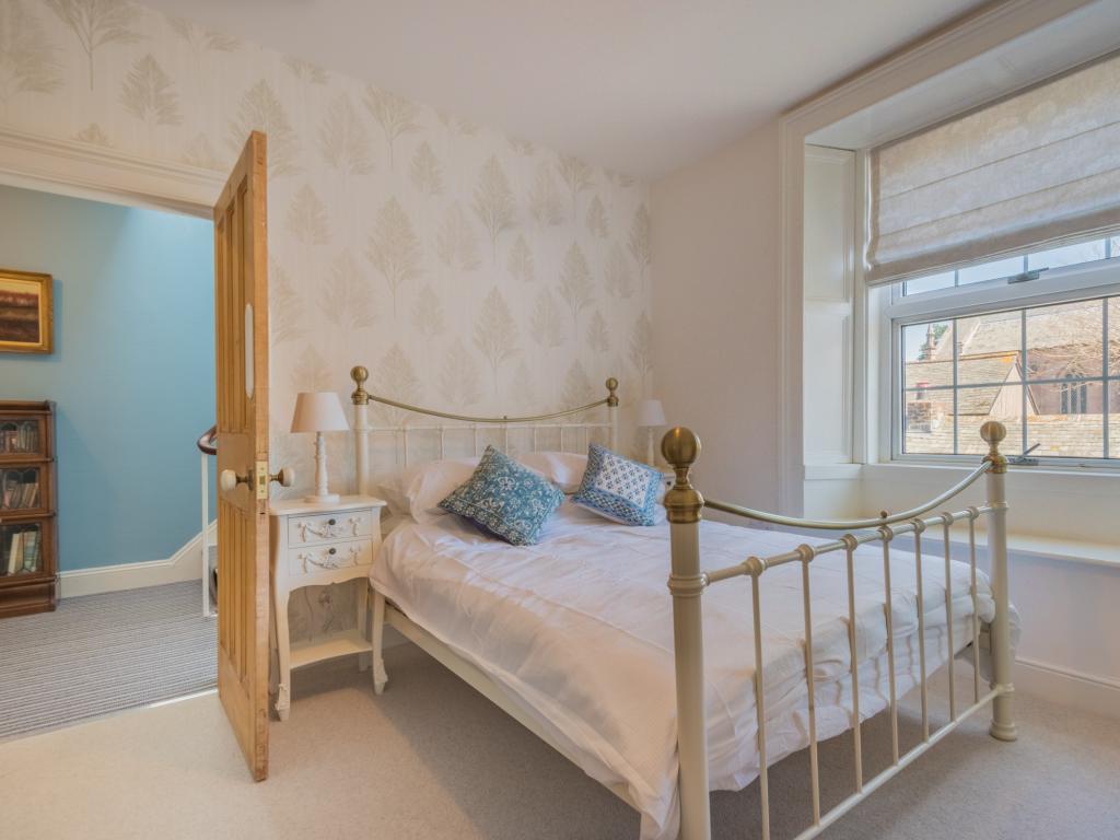 Rose Place, listing photograph 8
